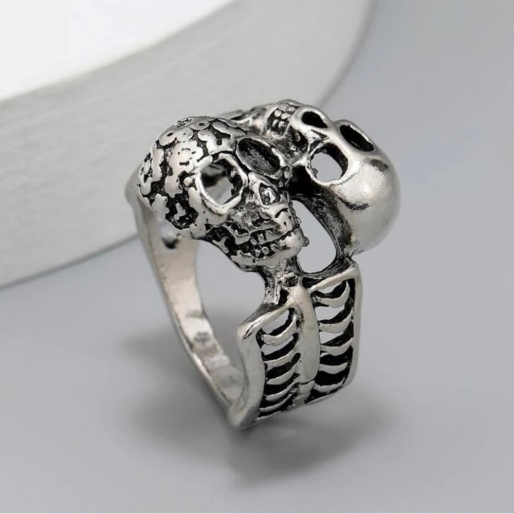 Silver Skull Ring